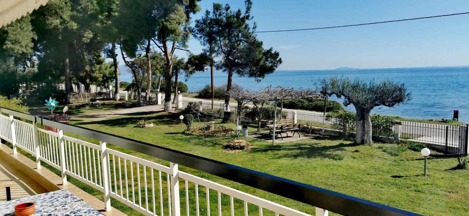 Metamorphosis - Halkidiki Apartment On The Beach Metamorfosi  Exterior foto